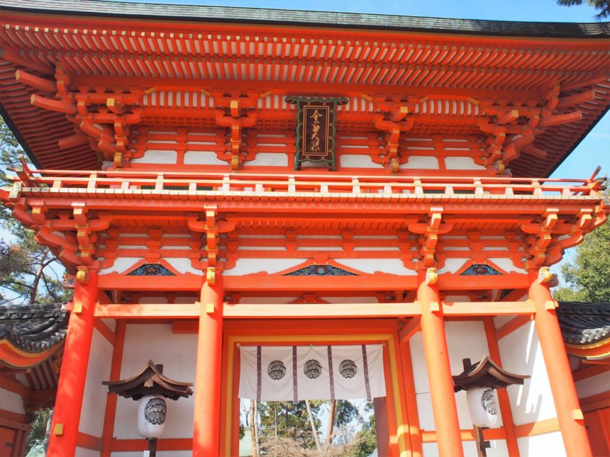 玉の輿に乗りたいなら京都の今宮神社へ あぶり餅は創業1000年か400年か 京都ご利益 Com