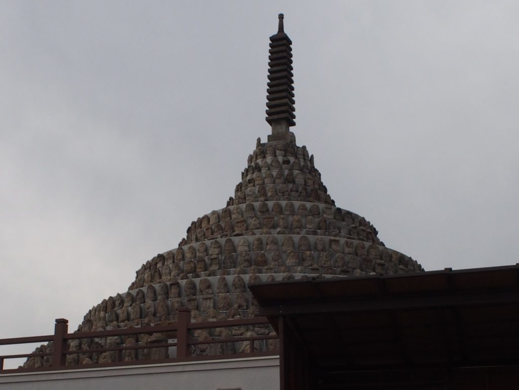 壬生寺の千体仏塔の石仏