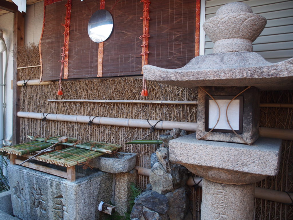 三嶋神社の手水舎