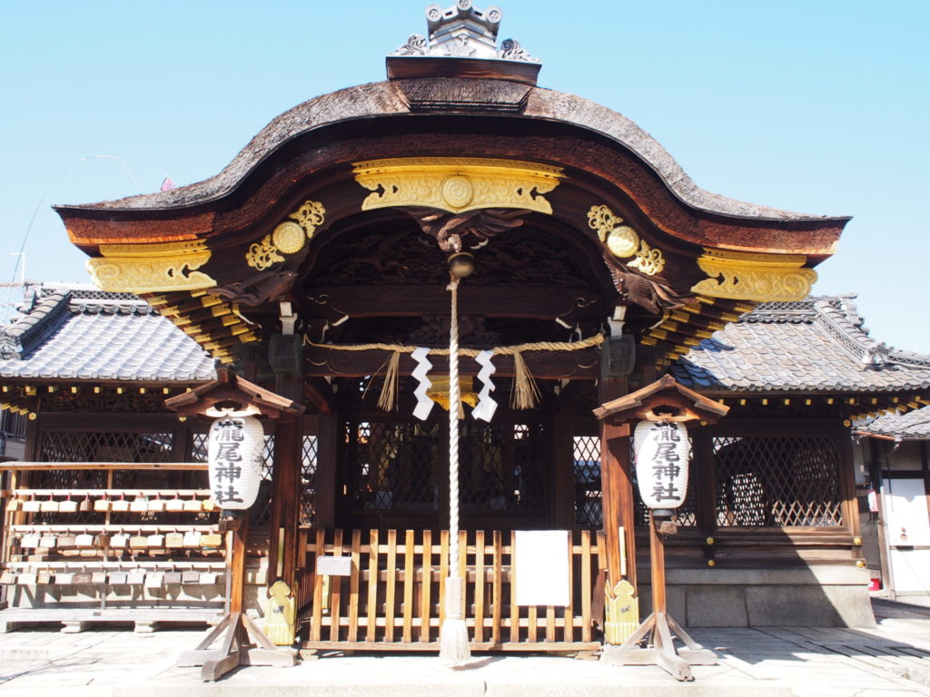 瀧尾神社の社殿